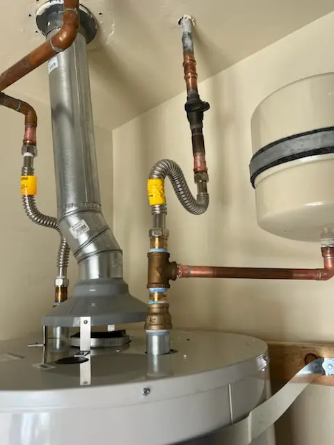 Water heater installation and plumbing repair in Fair Lakes